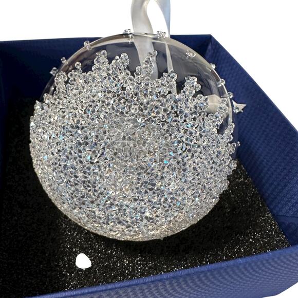 Swarovski Crystal 2014 Christmas Ball Ornament 5059023 Star Complete With Box - Picture 3 of 5